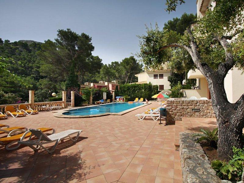 Pinos Altos Apartments Cala de Sant Vicenc エクステリア 写真
