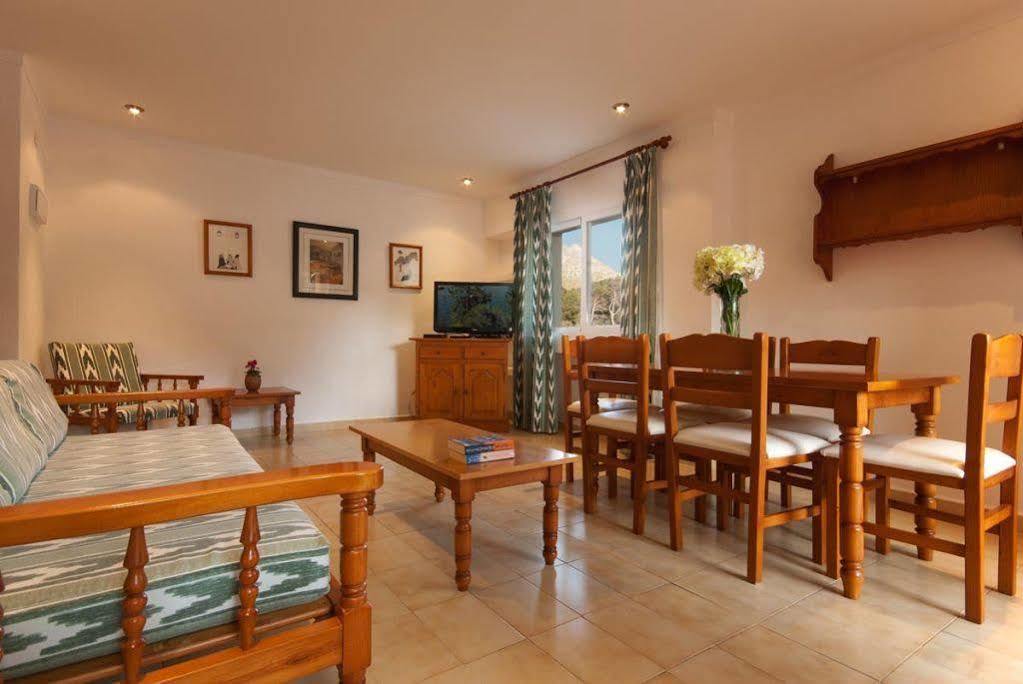 Pinos Altos Apartments Cala de Sant Vicenc エクステリア 写真