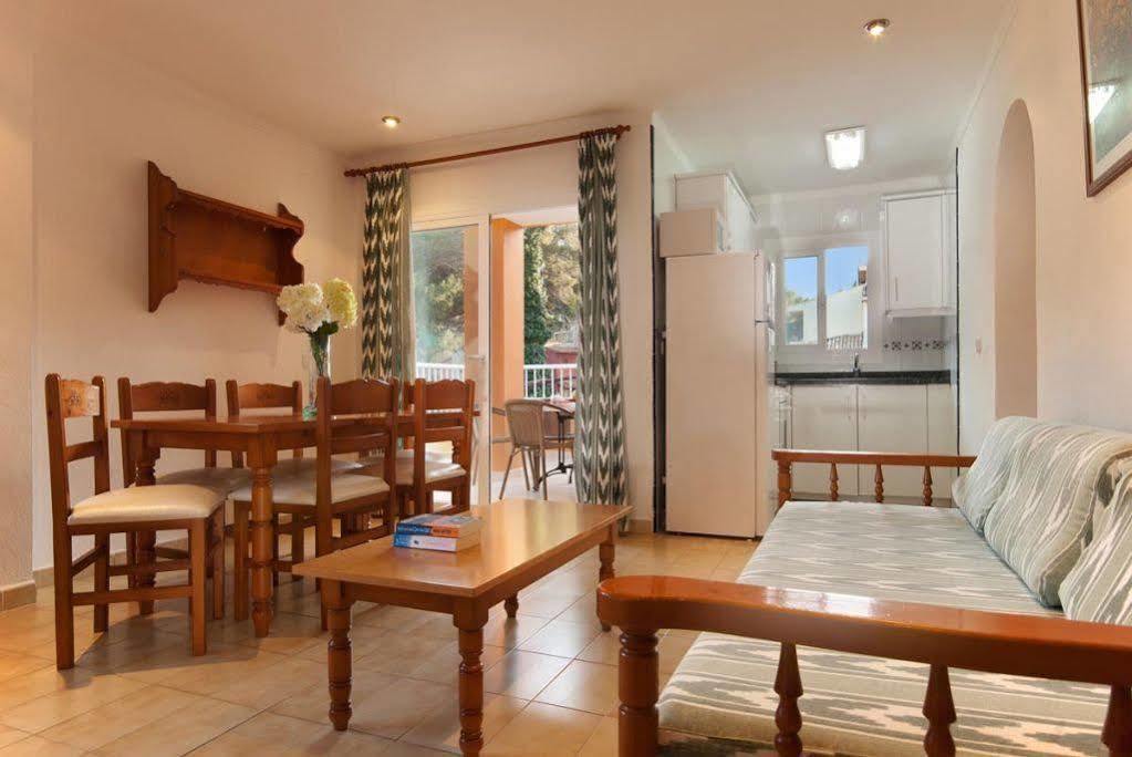Pinos Altos Apartments Cala de Sant Vicenc エクステリア 写真